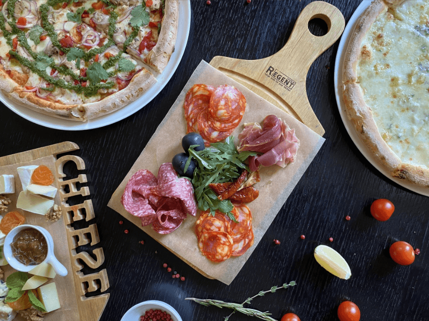 Мясная тарелка