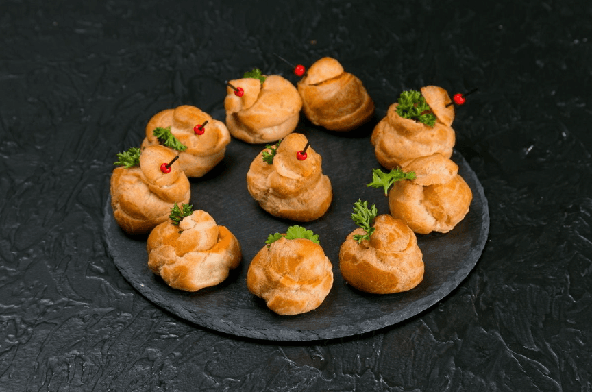 Профитроли с муссом из печеных овощей