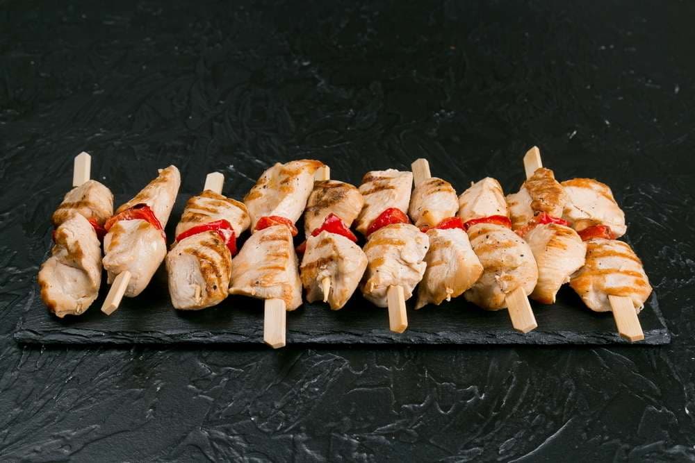 Мини-шашлык из свиной шеи с болгарским перцем